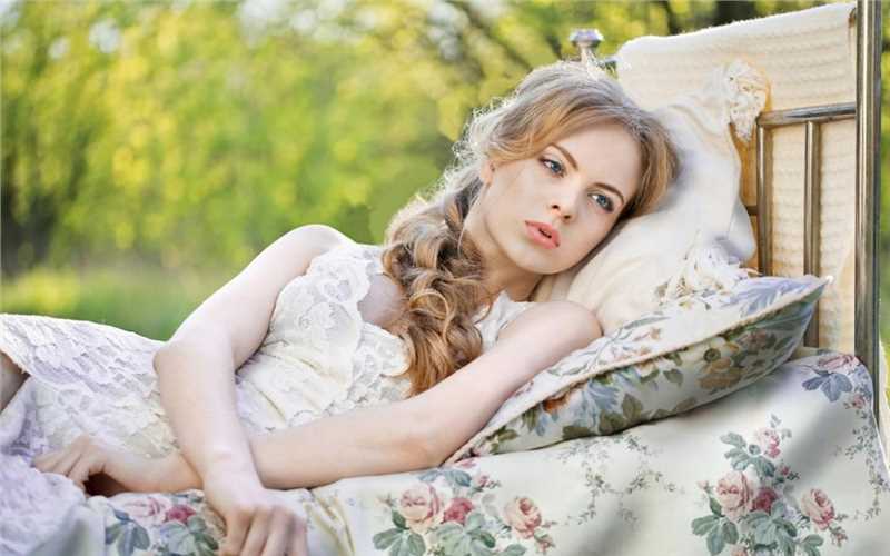 时尚模特街头异域美女清纯妩媚撩人气质