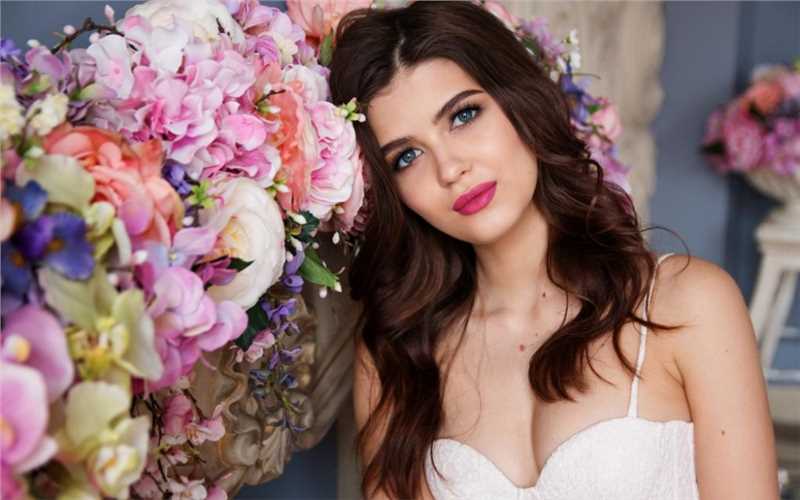 时尚模特街头异域美女清纯妩媚撩人气质