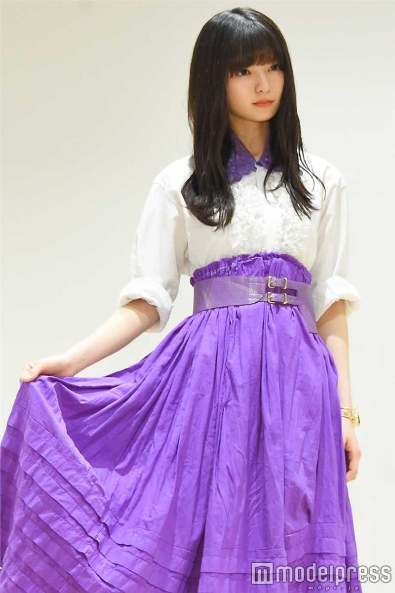 精选日本明星斋藤飞鸟可爱舞台活动照清纯养眼美女图片图册