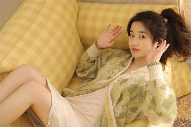 最全甜美气质少女吊带裸肩性感成熟魅力清纯个人相册