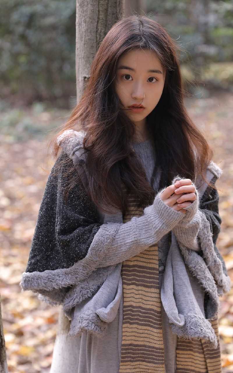 精选大眼校园女神美女甜美小清新户外清纯养眼模特摄影图册