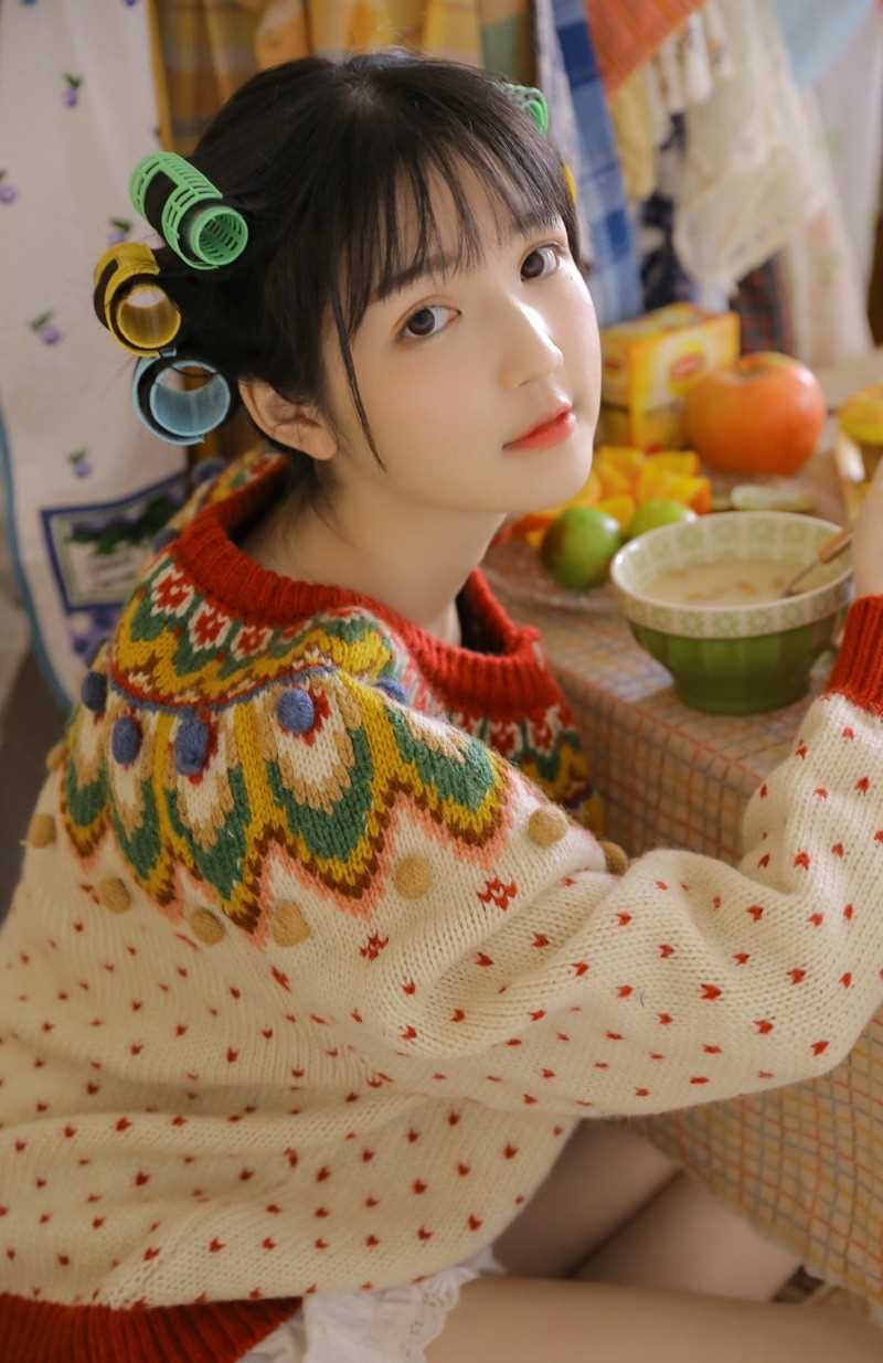 最全可爱邻家漂亮萝莉美女撩人做头发闺房清纯养眼图片相册