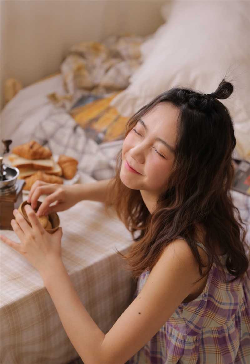 网络美女模特私房卖萌俏皮小清新清纯