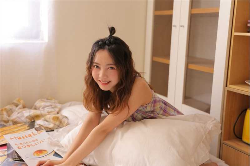 网络美女模特私房卖萌俏皮小清新清纯