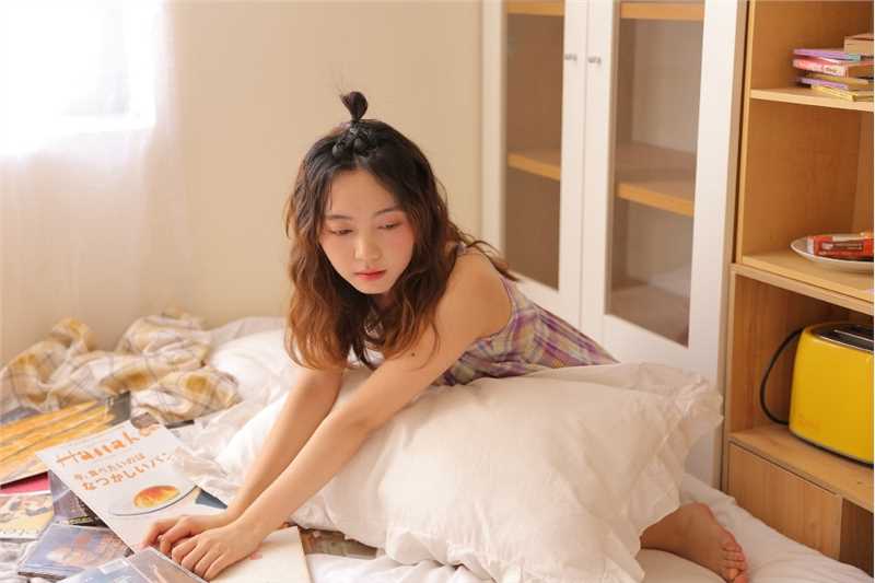 网络美女模特私房卖萌俏皮小清新清纯