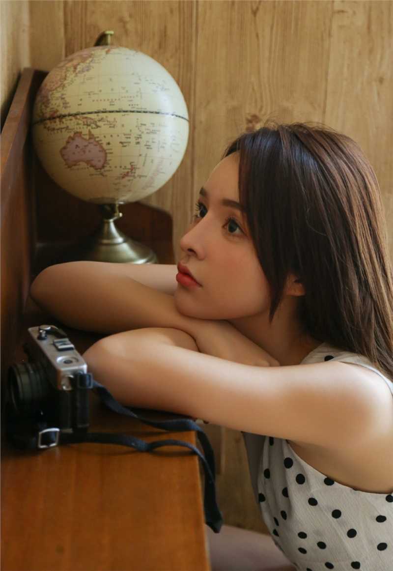 最全漂亮邻家长腿美女大姐姐身材模特私房清纯壁纸