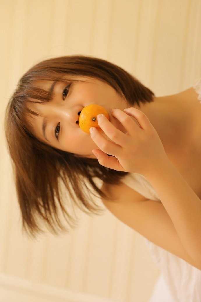 最新短发吊带睡衣美女萌妹惹火长腿稚嫩清纯图集