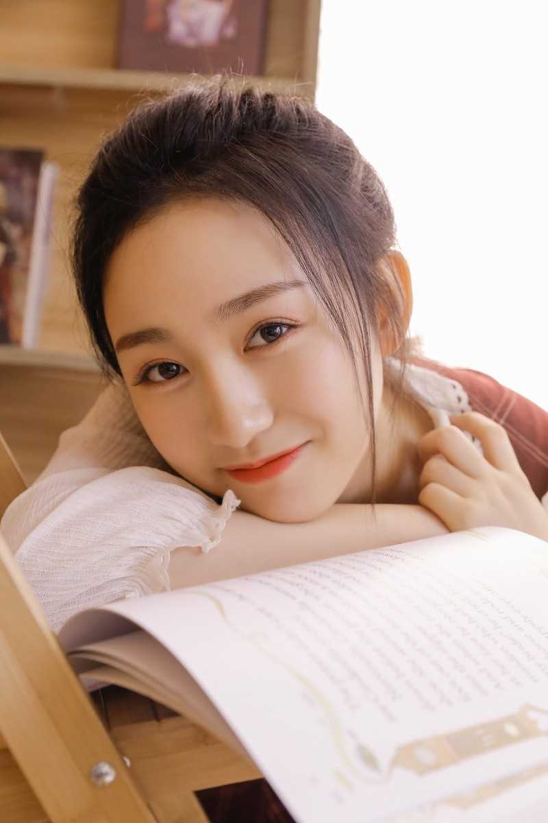 特别专辑清纯治愈系美女居家甜美可爱天然素人诱惑图片图片