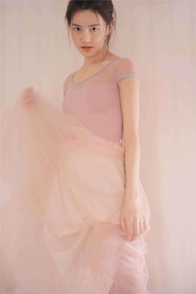 最全体操服美女清纯甜美丸子头大尺度姿势妖娆勾魂壁纸