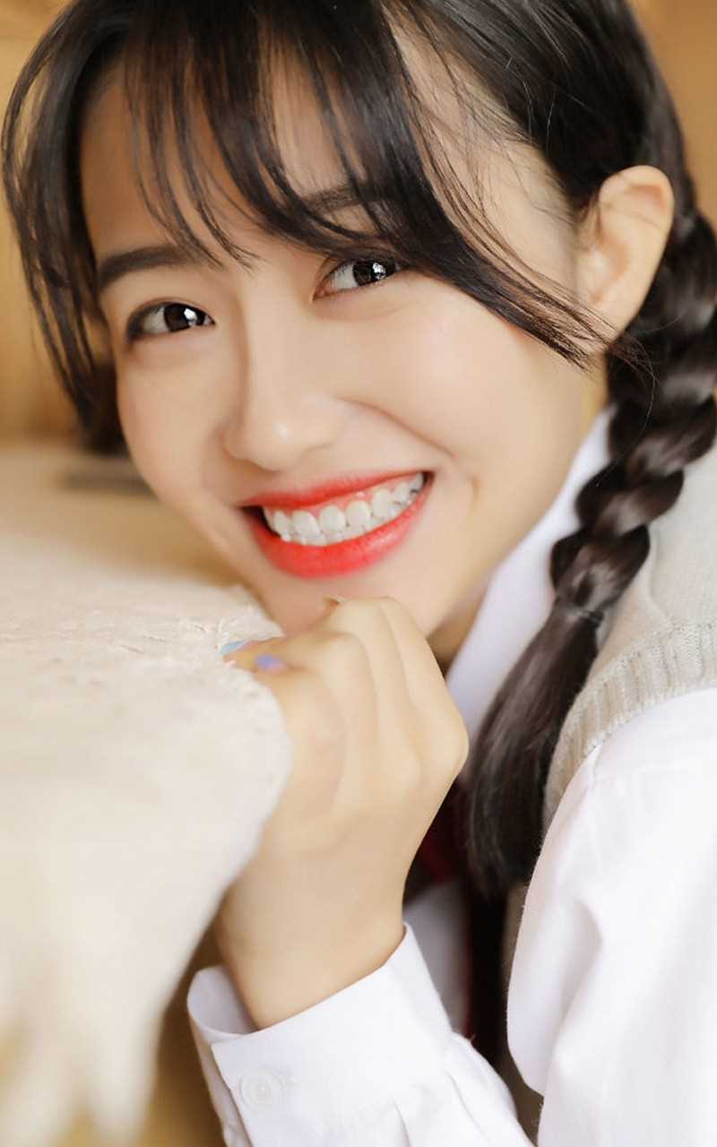 高清校园清纯麻花辫美女学生元气惹火惑图册