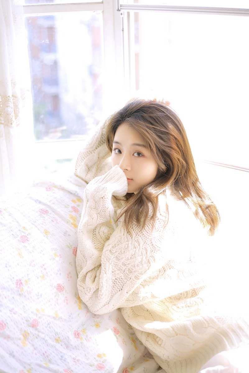 长发养眼美女白皙温柔甜美笑容撩人清纯