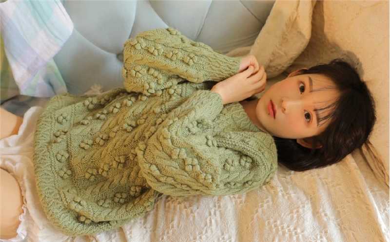 特别专辑短发美女丰满身材可爱大长腿玉足私房清纯图片