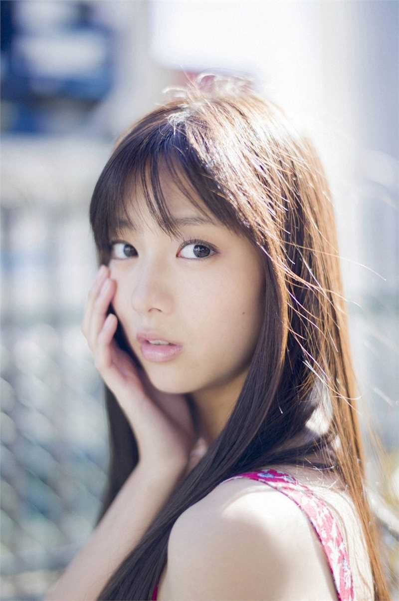 优质日本氧气美女清纯白皙街头养眼邻家气质图片相册