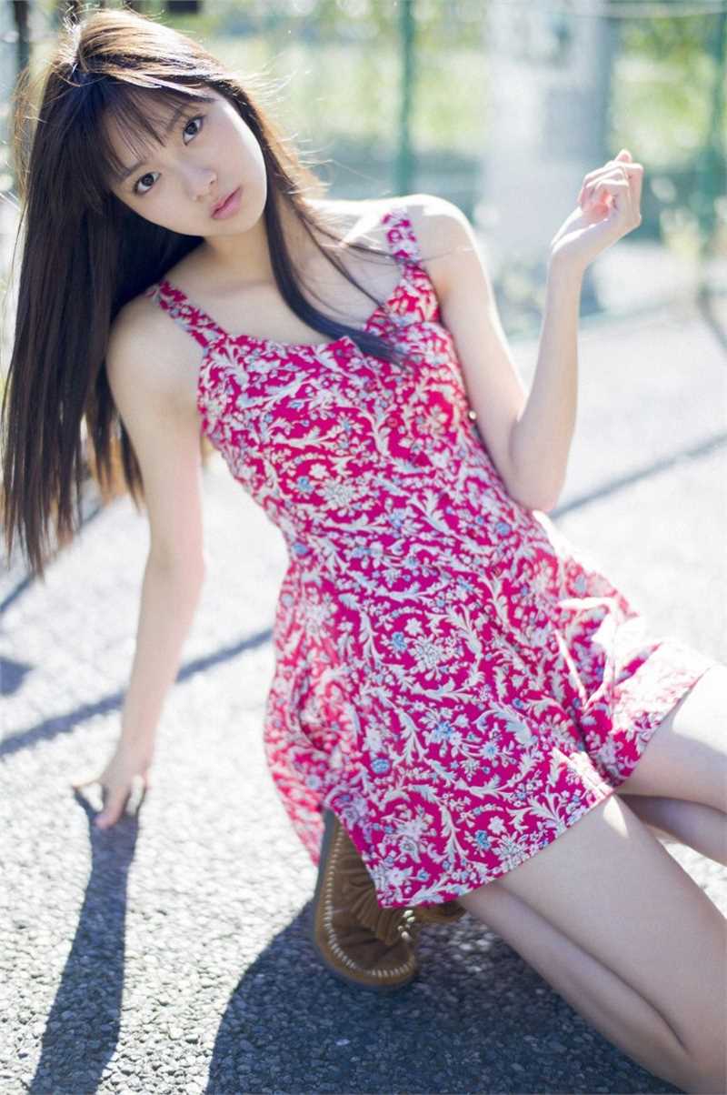 优质日本氧气美女清纯白皙街头养眼邻家气质图片相册