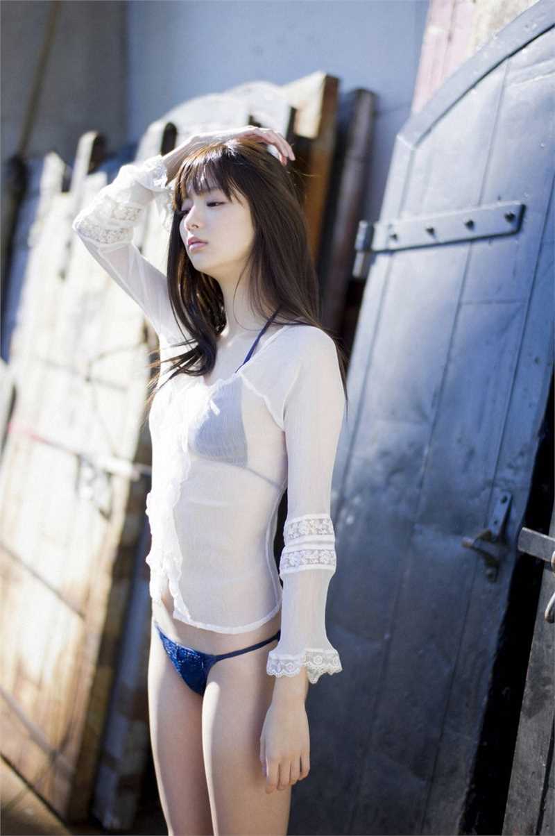 优质日本氧气美女清纯白皙街头养眼邻家气质图片相册