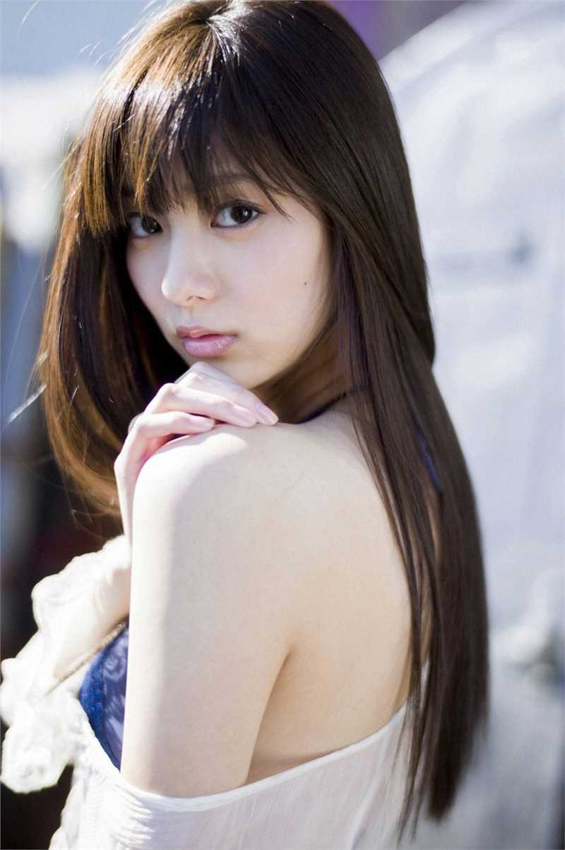 优质日本氧气美女清纯白皙街头养眼邻家气质图片相册