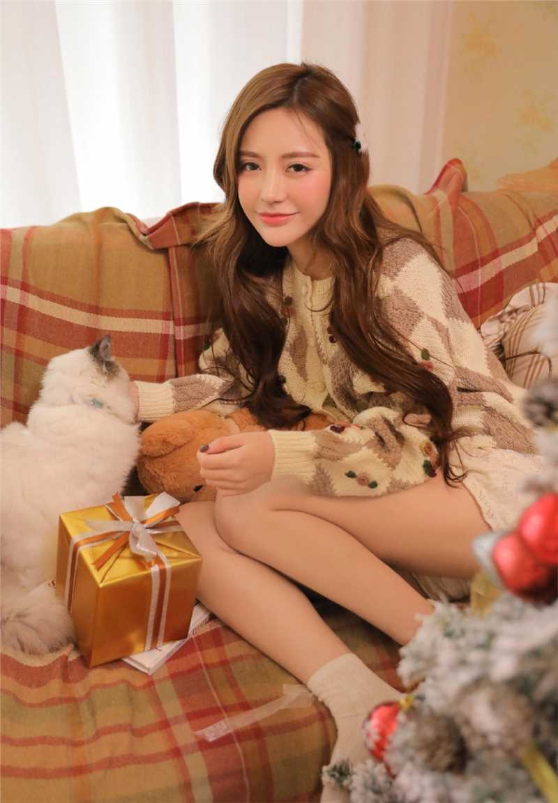 最新高挑长腿美女模特圣诞主题清纯御姐图片图集