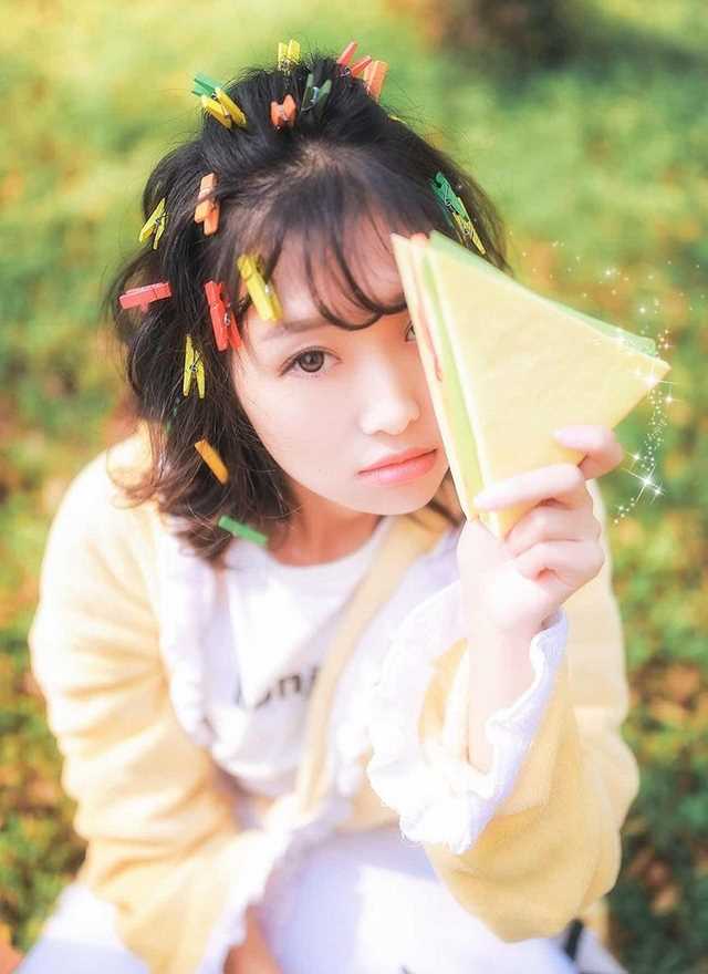 精选自然气质美女森林清纯养眼唯美梦幻可爱图册