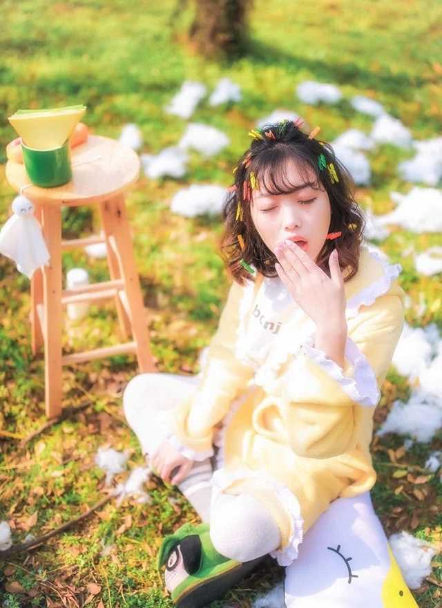 精选自然气质美女森林清纯养眼唯美梦幻可爱图册