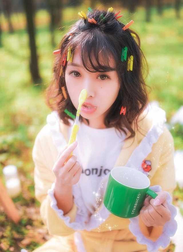 精选自然气质美女森林清纯养眼唯美梦幻可爱图册