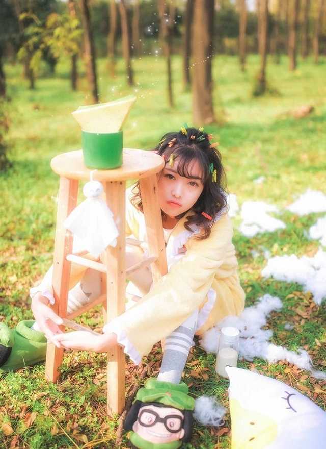 精选自然气质美女森林清纯养眼唯美梦幻可爱图册