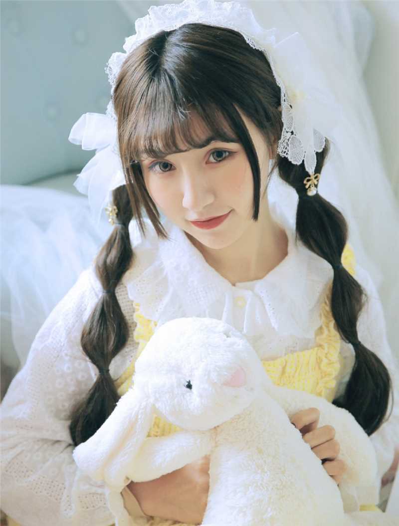 最新自然系美女萝莉俏皮可爱甜美清纯尤物图片图集