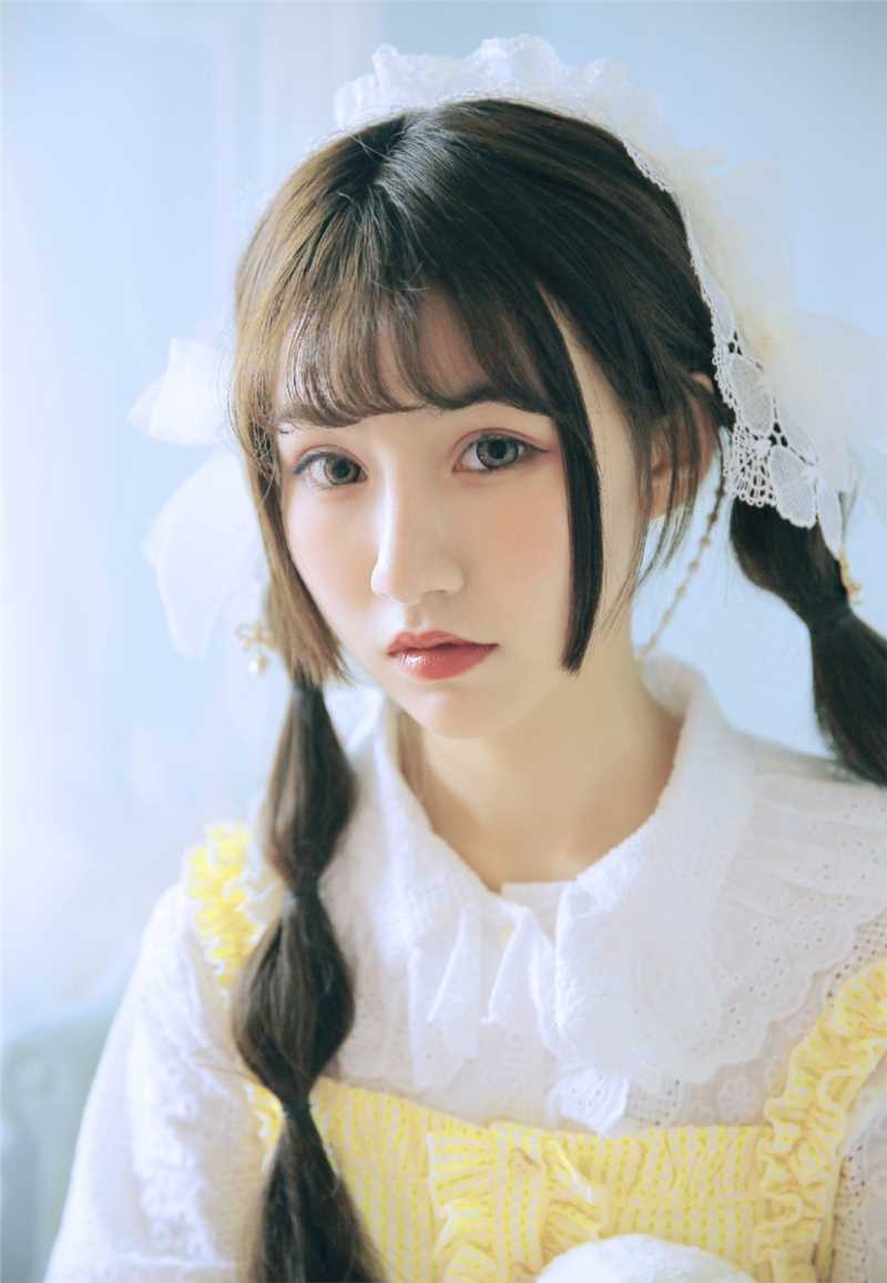 最新自然系美女萝莉俏皮可爱甜美清纯尤物图片图集