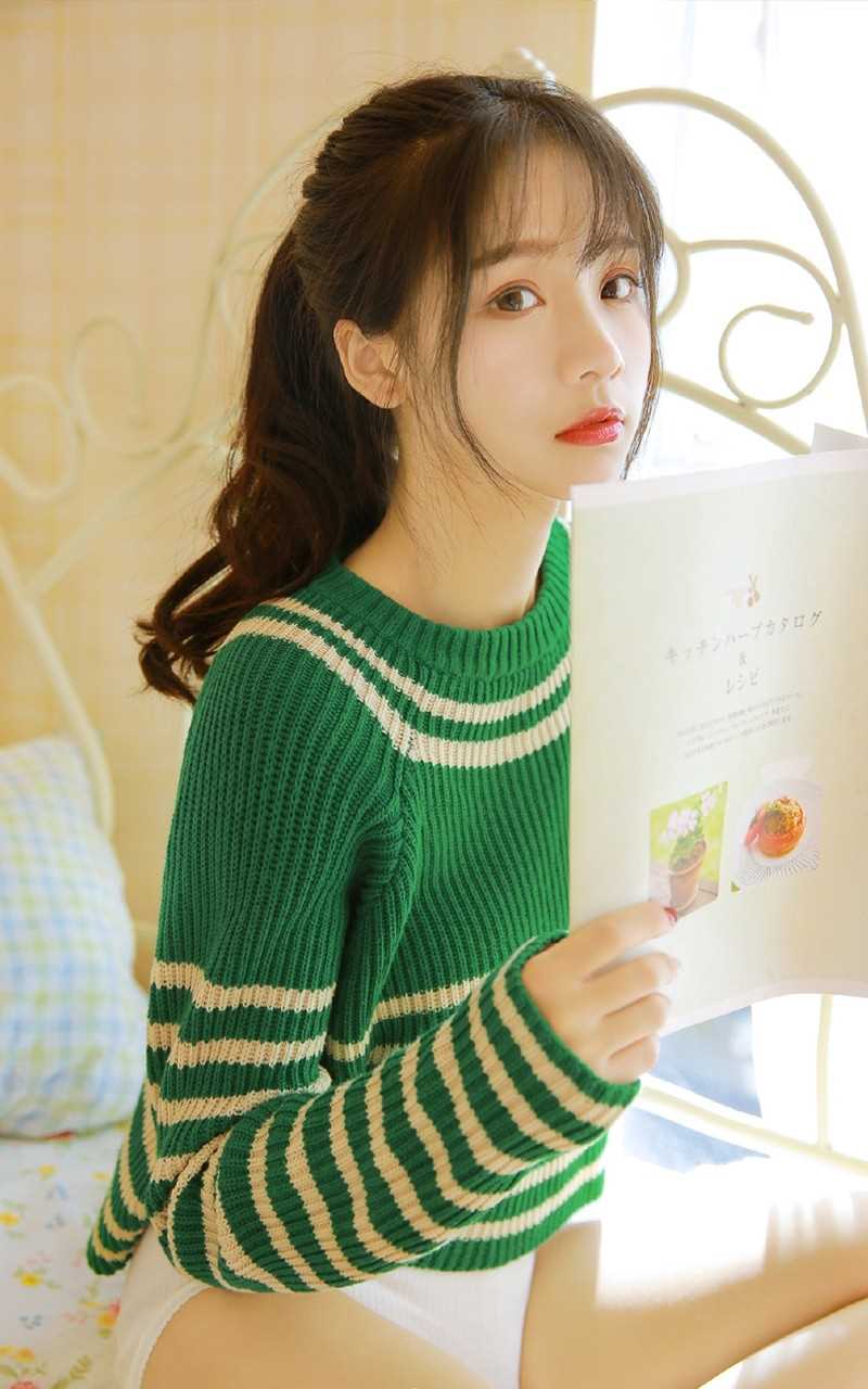 特别专辑校园美女恬静干净美女卧室私房清纯惹火图片图片