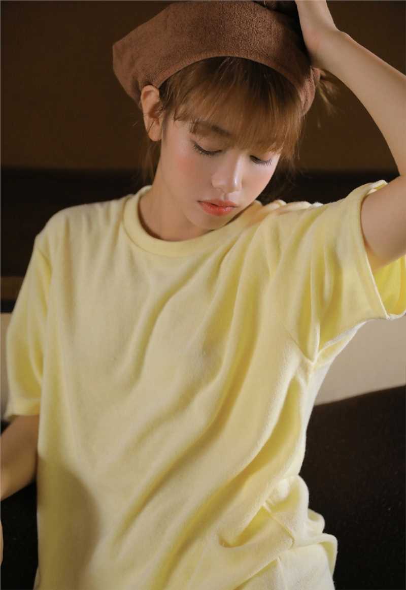 最新日本清纯00后少女私房露可爱内衣甜美诱惑图片图集