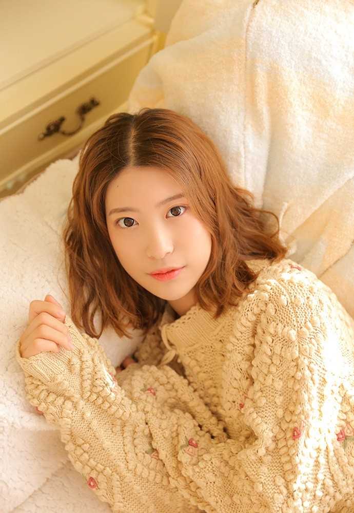 最新清纯可爱美女惑国产精品性感图片图集