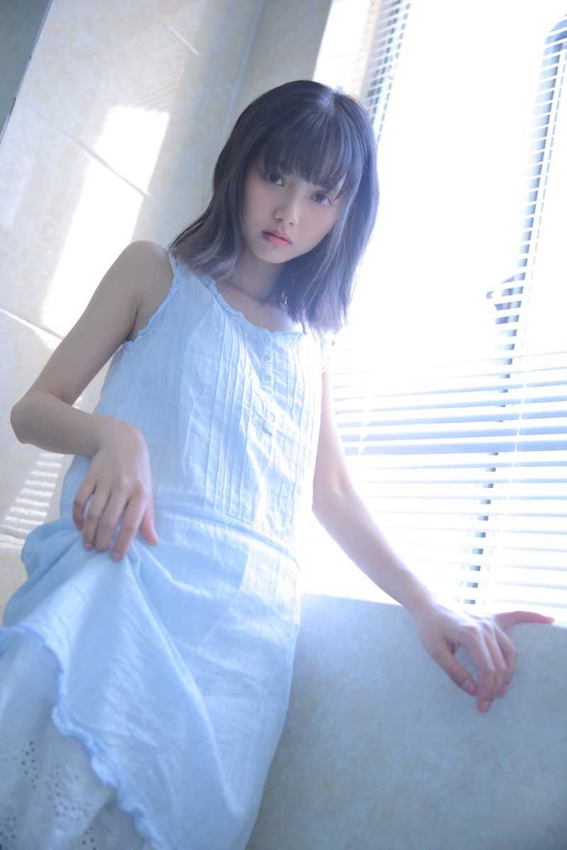 优质日系氧气少女清纯惹火居家内衣诱惑图片相册