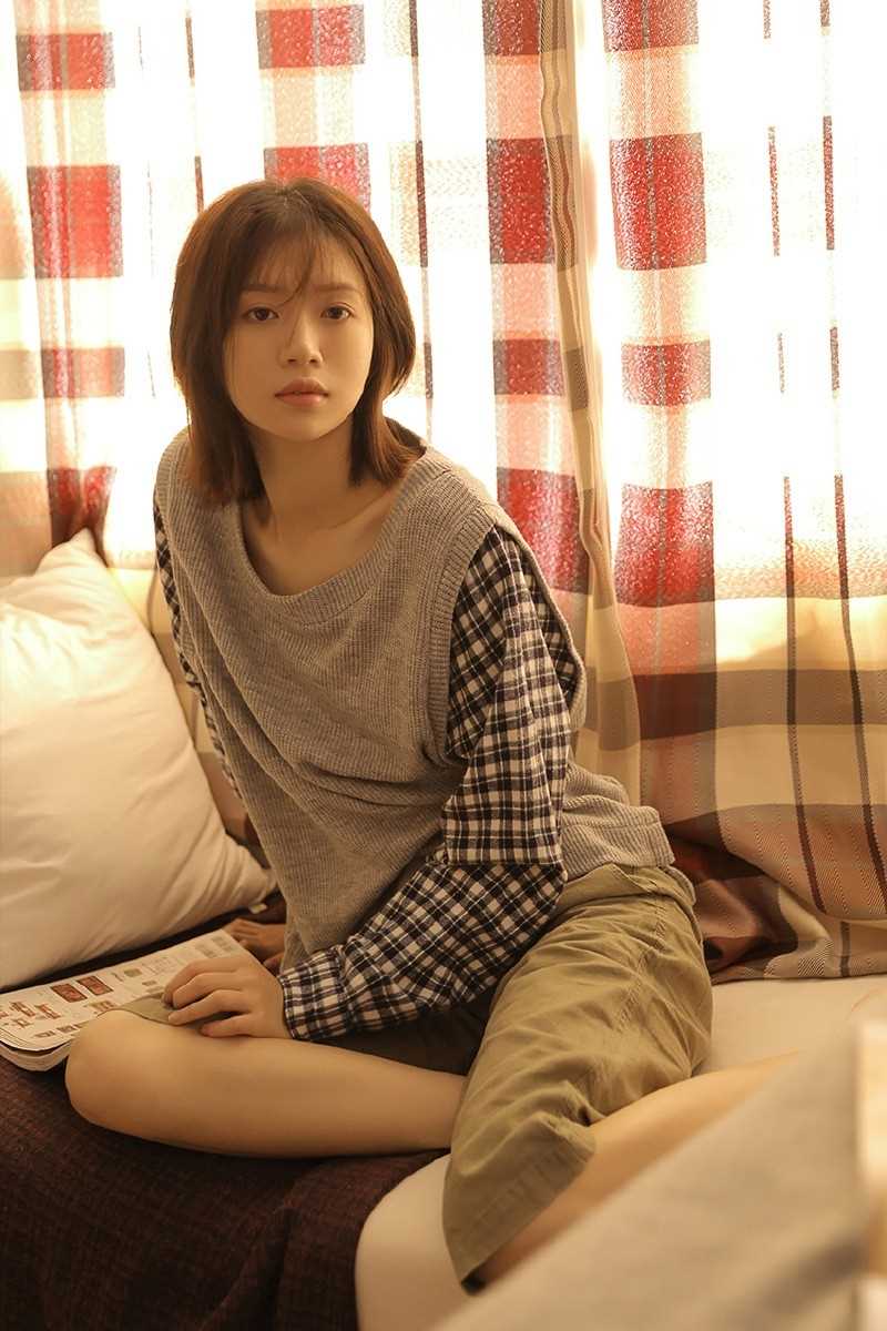 精选邻家清纯美女甜美迷人唯美私房图片图册