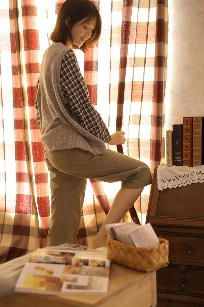 精选邻家清纯美女甜美迷人唯美私房图片图册