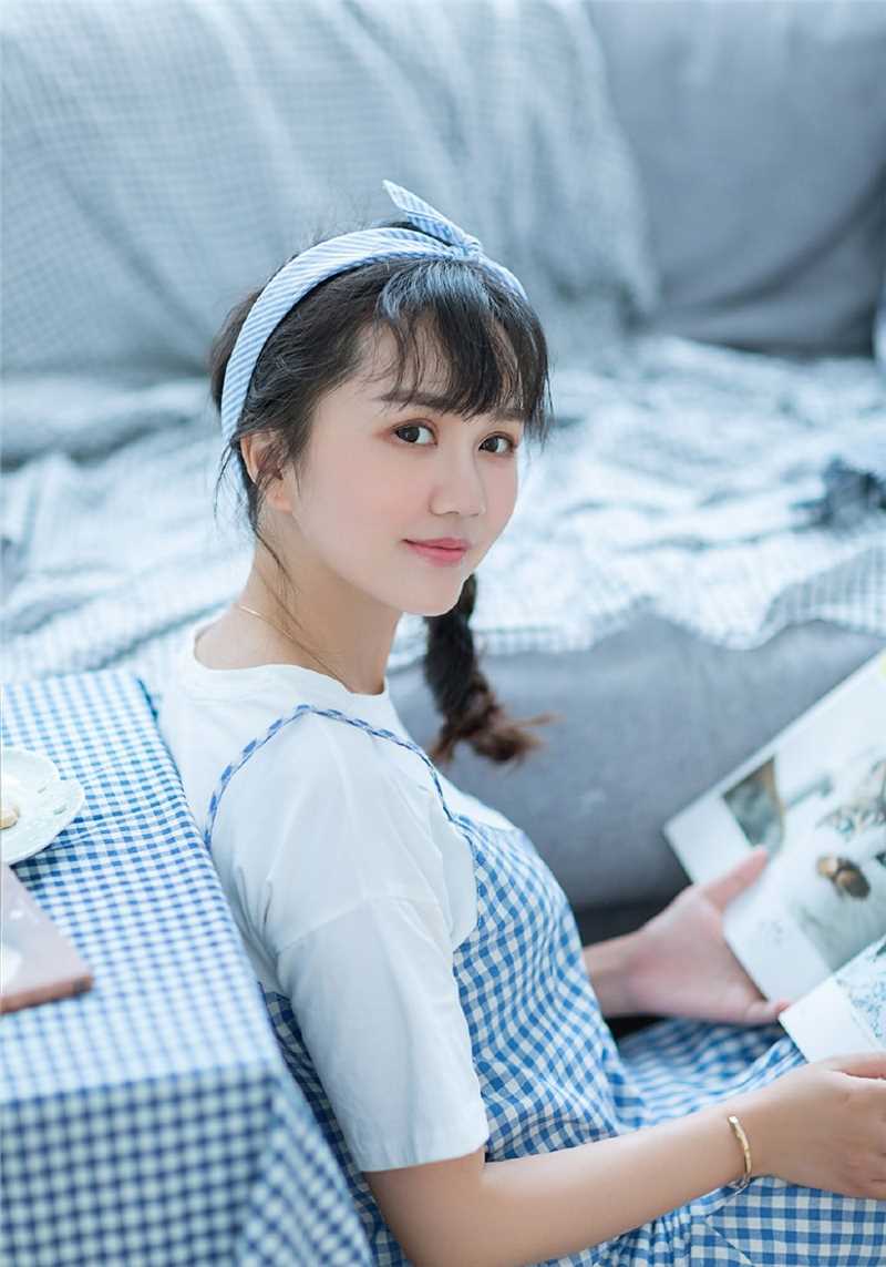 特别专辑恬静天然少女元气小清新格子裙清纯淑女图片