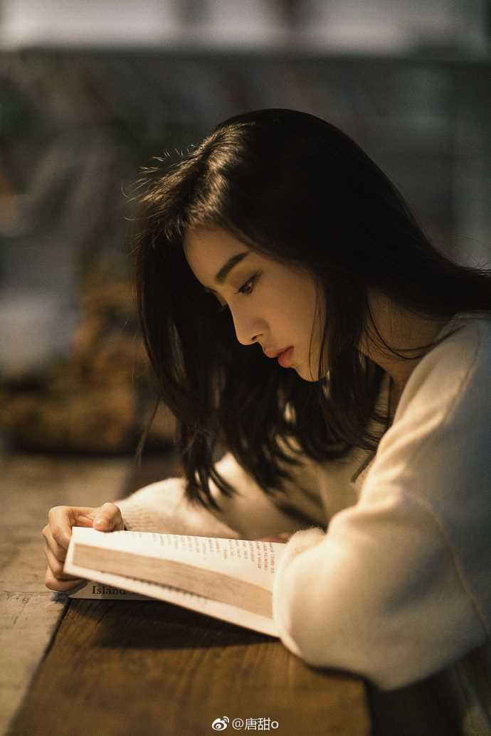 精选清纯文艺气质少女唐甜怡静明星生活照图册