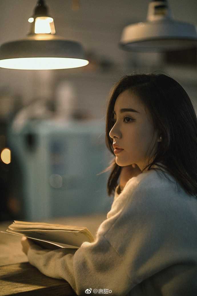 精选清纯文艺气质少女唐甜怡静明星生活照图册