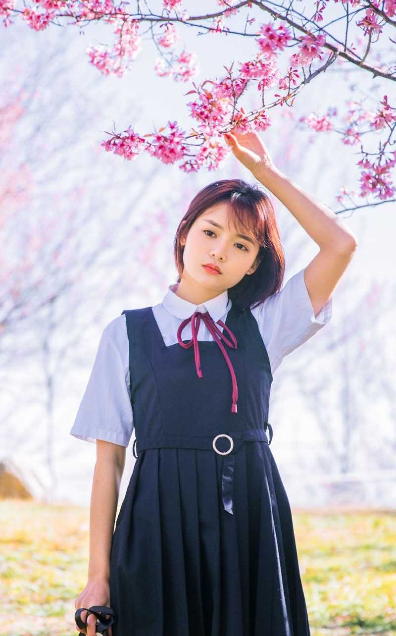 高清清纯校园女大学生户外公园艺术摄影唯美图册