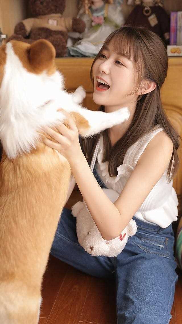 优质气质清纯牛仔背带裤美女私房长腿养眼图片相册