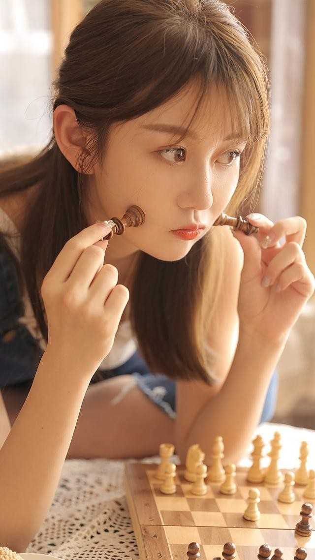 优质气质清纯牛仔背带裤美女私房长腿养眼图片相册