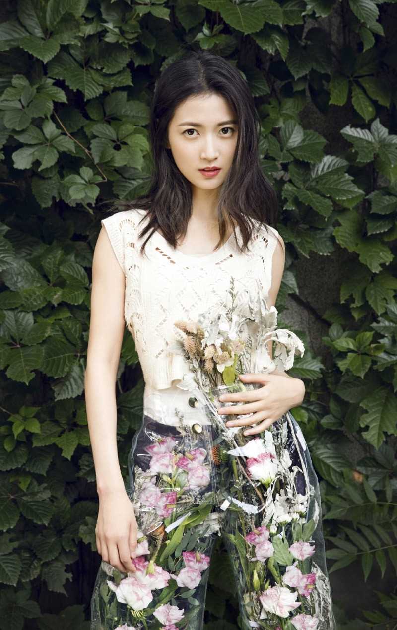 最新校花级女神陈钰琪唯美鲜花裤极品尤物清纯壁纸