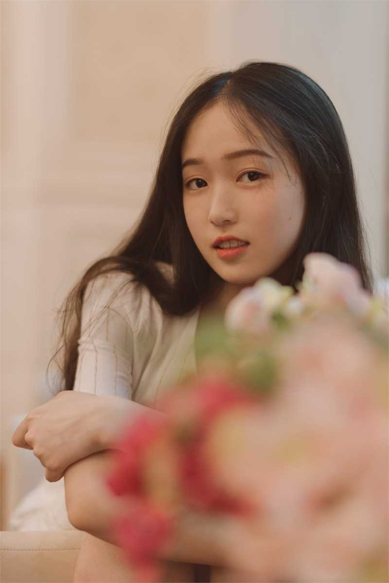 最新长发文艺美女气质温柔甜美清纯乙女壁纸