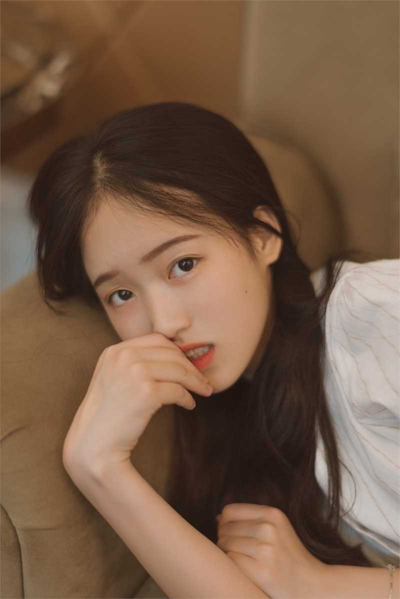 最新长发文艺美女气质温柔甜美清纯乙女壁纸