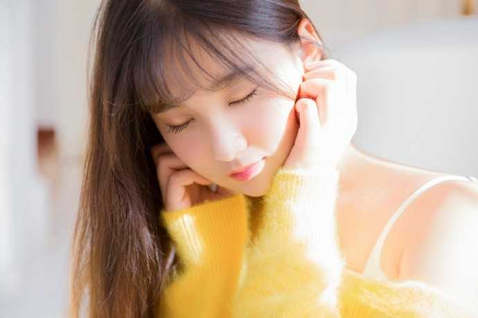 最全清纯长发女孩氧气养眼销魂眼神邪魅相册