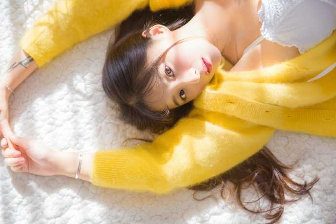 最全清纯长发女孩氧气养眼销魂眼神邪魅相册