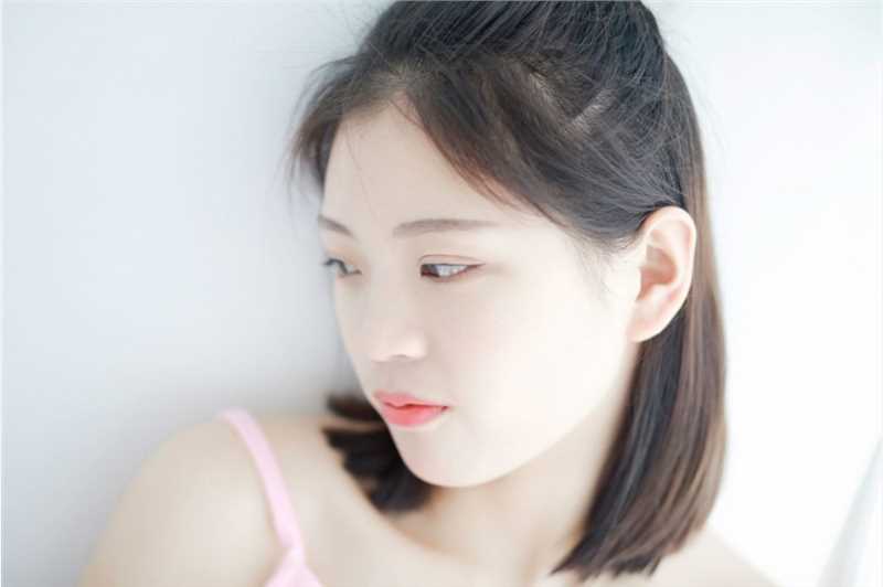 最新清纯粉红素人美女笑容唯美迷人私房内衣照片图集