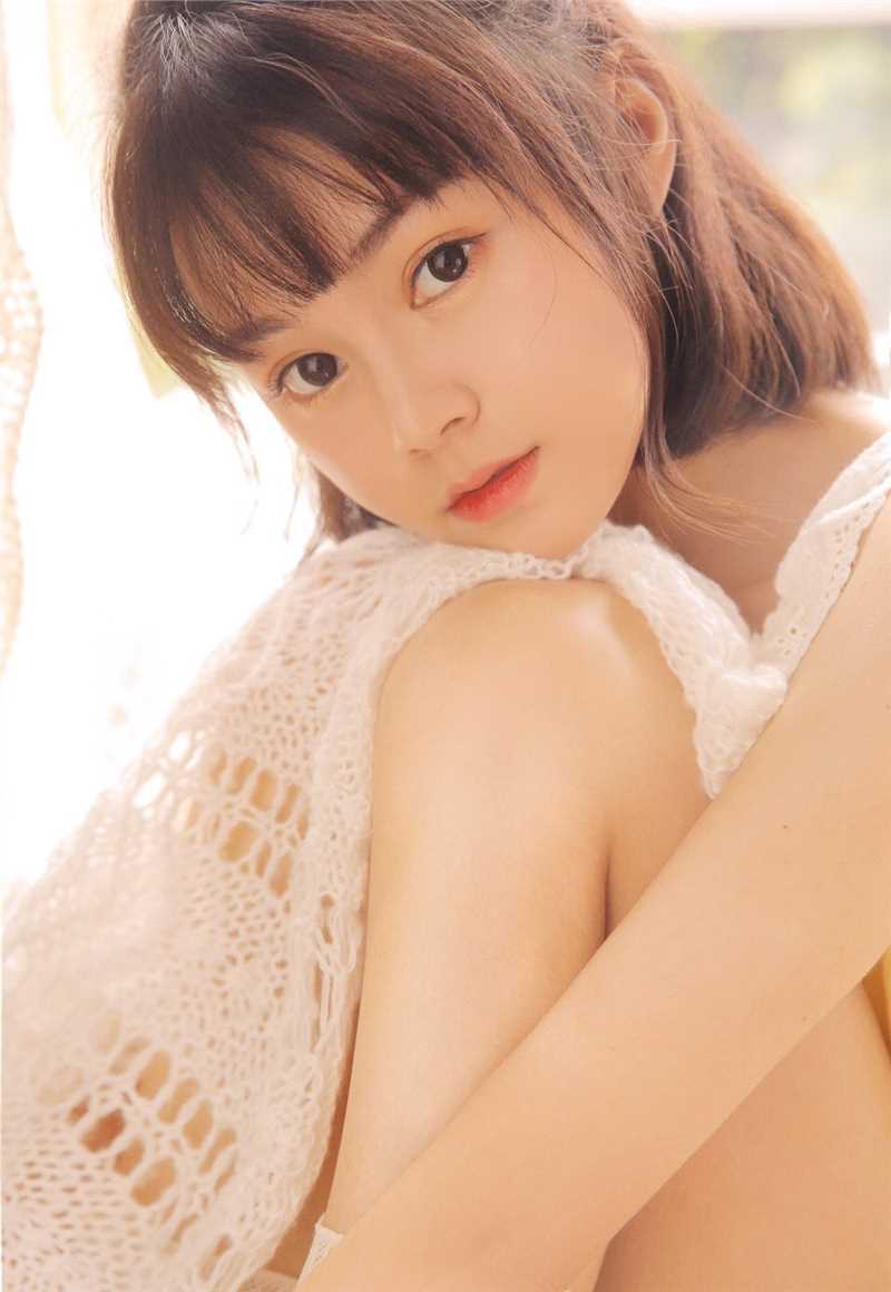 优质懵懂女孩天然无邪清纯私房白袜图片相册