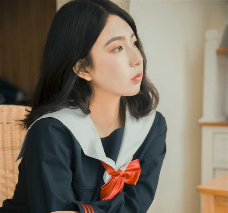 高清校园黑发清纯邪魅忧郁气质图集