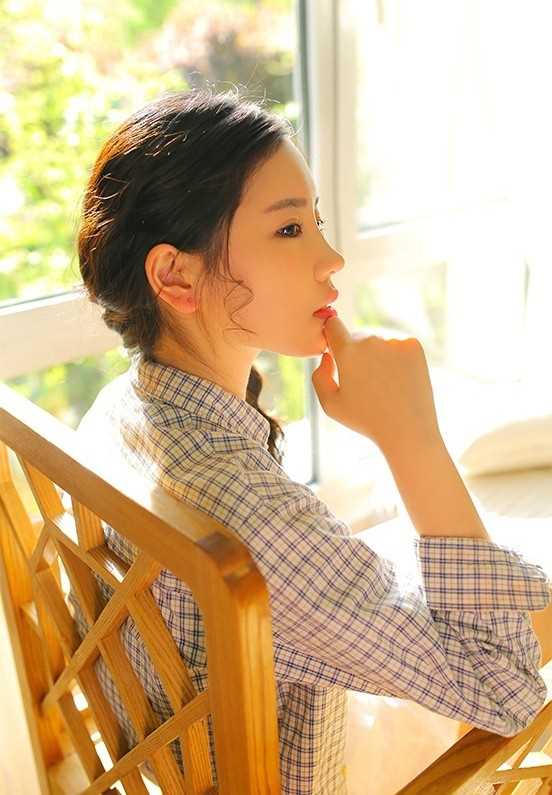 最全清纯麻花辫村妹大长腿衬衫酥胸极品尤物壁纸