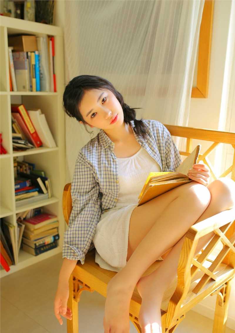 最全清纯麻花辫村妹大长腿衬衫酥胸极品尤物壁纸