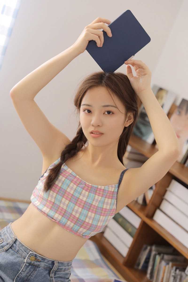 特别专辑麻花辫文学少女私房素颜清纯美女图片
